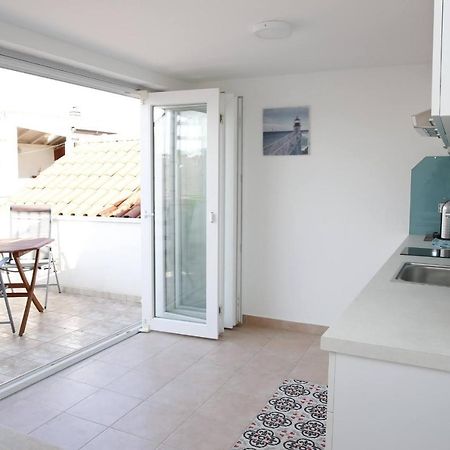 Holiday Home Yan With Bay View Vodice Eksteriør bilde