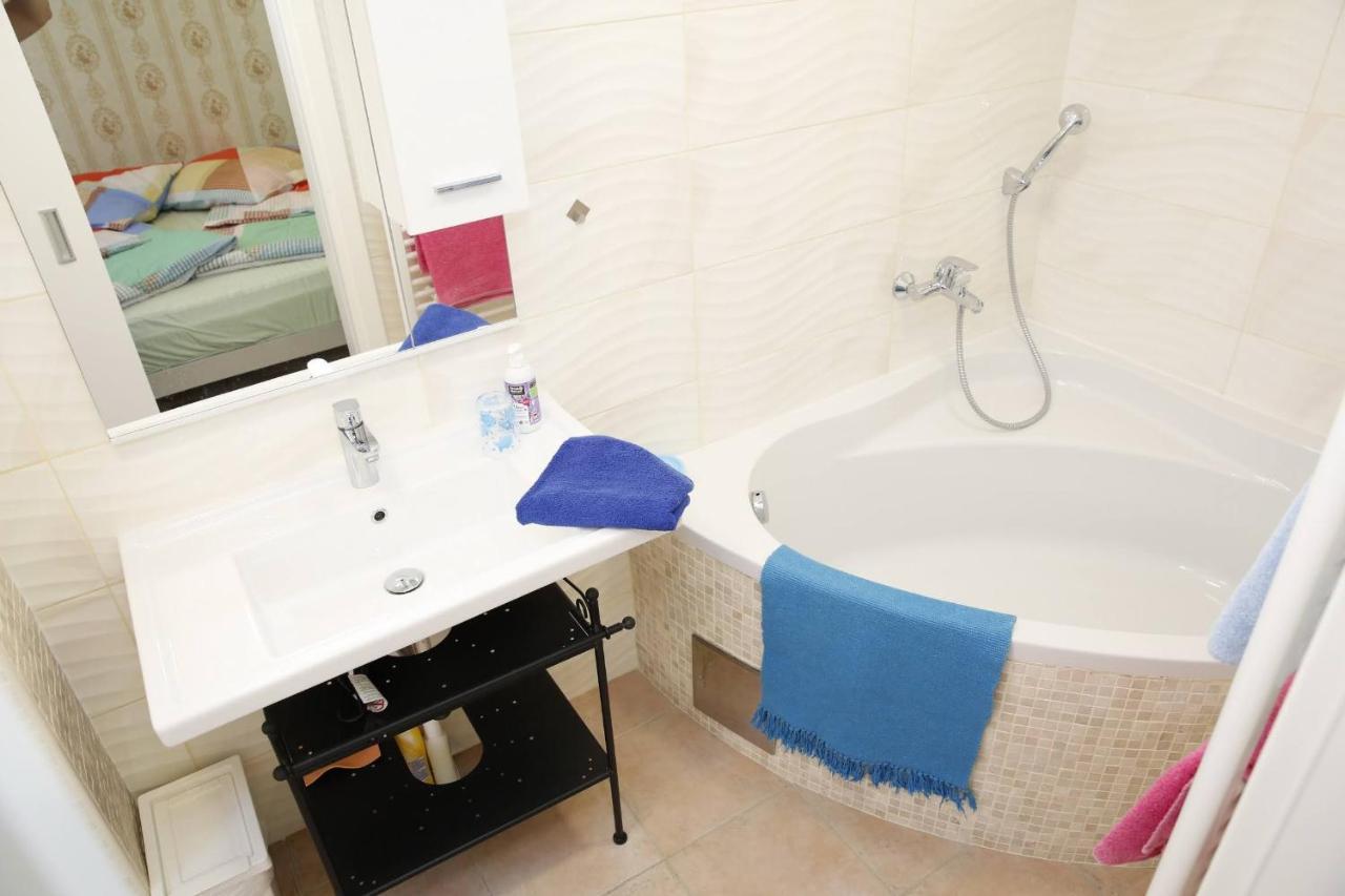 Holiday Home Yan With Bay View Vodice Eksteriør bilde